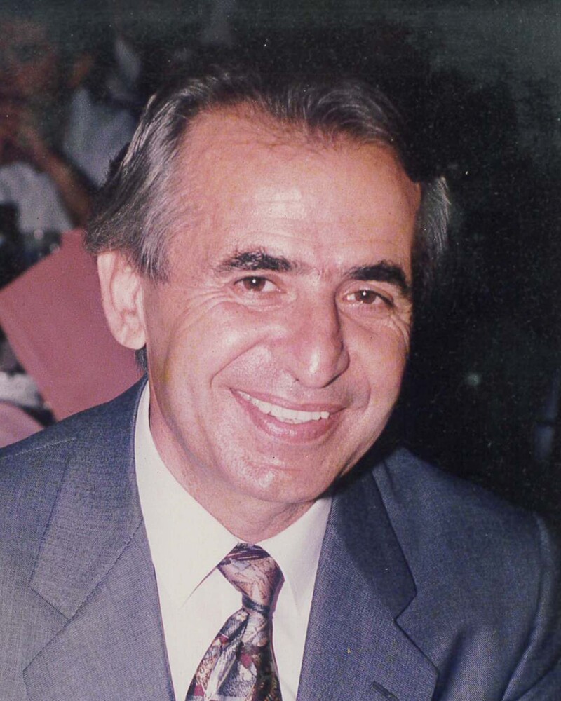  ΠΕΤΡΟΣ ΑΛΕΞΑΚΗΣ